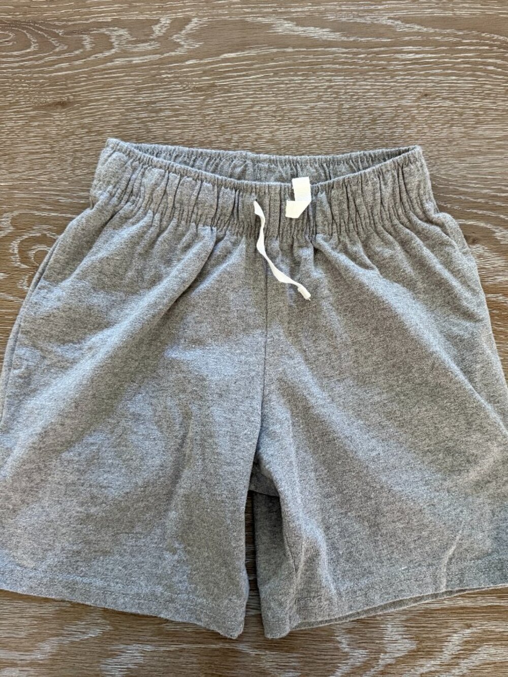 Boys Cat & Jack heather gray elastic waist pull on shorts size small 6/7